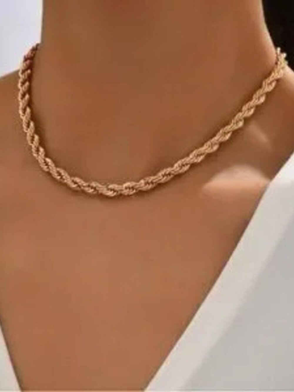 Gold Minimalist Rope Necklace